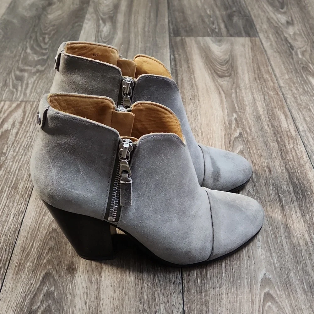 Rag & Bone Margot Heeled Bootie in Stone Waxy Suede in Size 36.5 - Picture 5 of 12